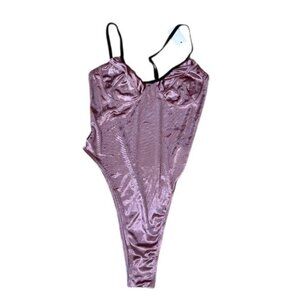 Dream Bandits Velvet Bodysuit in Dusty Pink